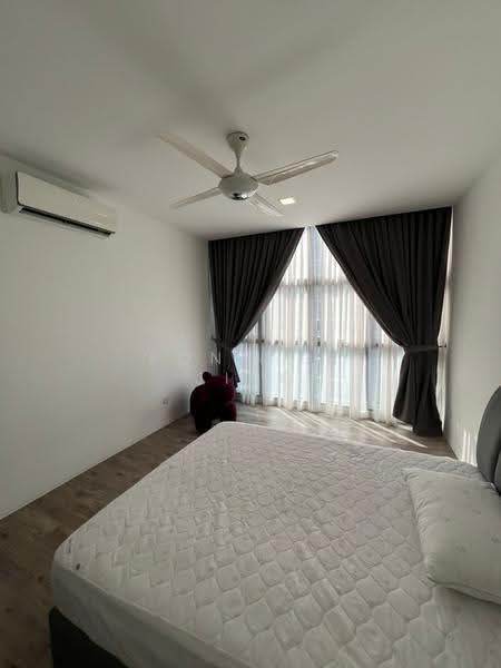Condominium for Rent at Lakefront Residence - Fong Qi Jing - Bedroom - PropertyGuru.com.my