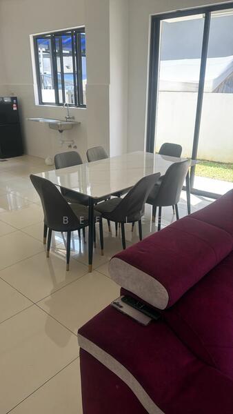 Cluster House for Rent in Seksyen U13 (Setia Alam) - Bee Lee - Dining Room - PropertyGuru.com.my