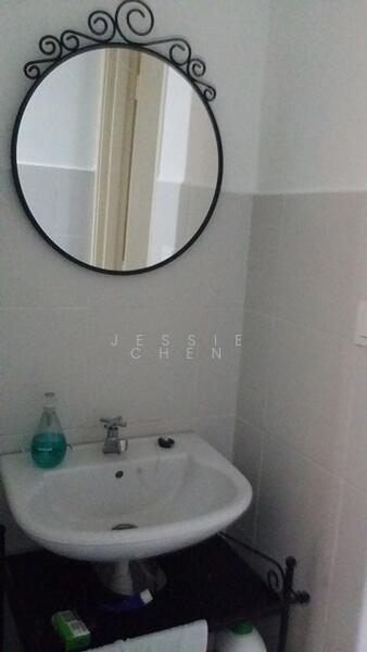 2-storey Terraced House for Rent in Taman Suria (Seremban) - Jessie Chen - Bathroom - PropertyGuru.com.my