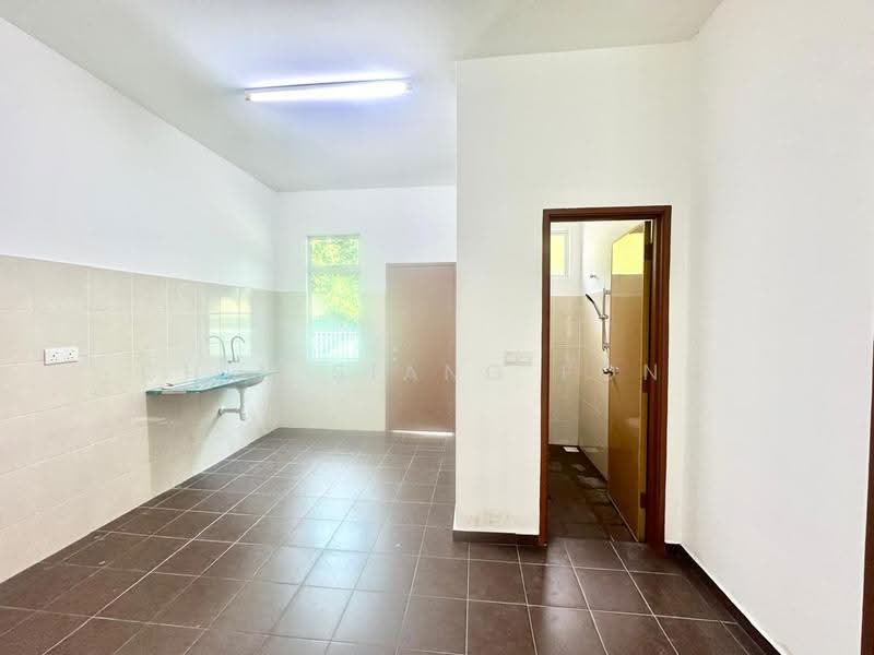 Rumah Teres 2-Tingkat untuk Disewa di Taman Kenanga Seksyen 3 (Melaka) - Chin Siang Fong - Kitchen - PropertyGuru.com.my