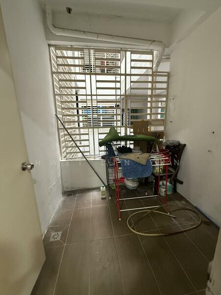 Pangsapuri Mesra Jaya untuk Untuk Dijual - RM 560,000, Mac 2026 - Balcony - PropertyGuru.com.my