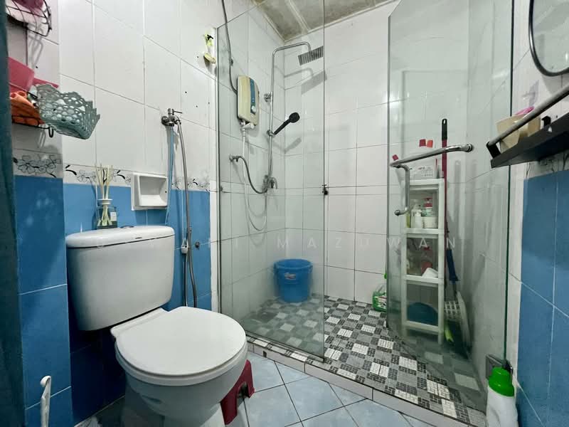 Rumah Teres 2 Tingkat untuk Dijual di Ampang Jaya (Ampang) - Uswani Mazuwan - Bathroom - PropertyGuru.com.my
