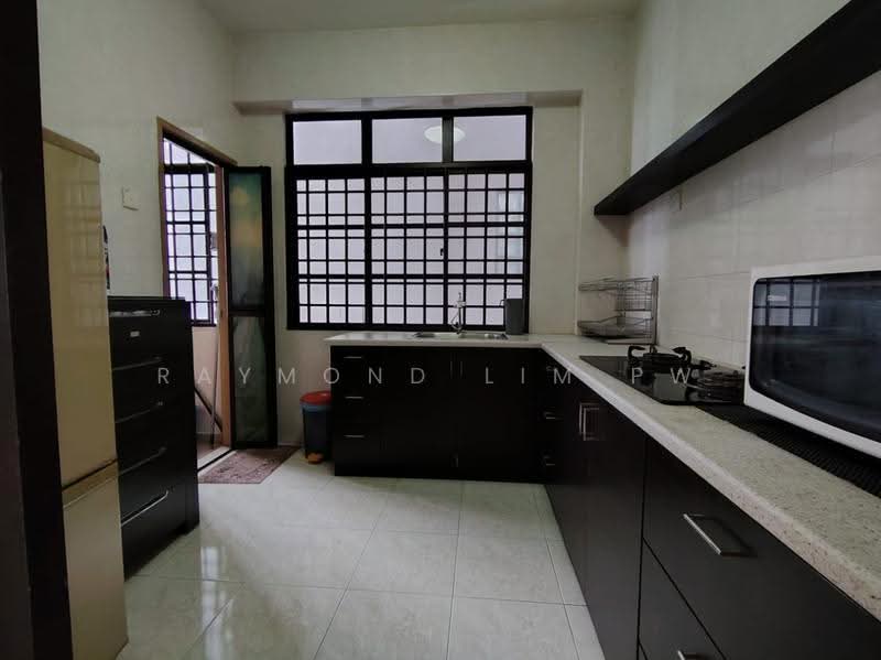 Condominium for Sale at Cheng Heights - Raymond Lim PW - Kitchen - PropertyGuru.com.my