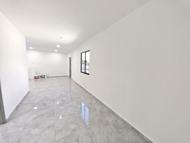 1-storey Terraced House for Sale in Taman Universiti (Skudai) - Ben Nyeow - Interior - PropertyGuru.com.my