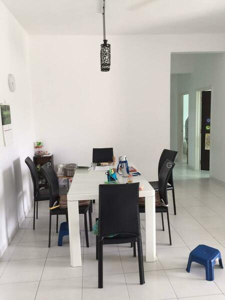 Option 2: Dining Room