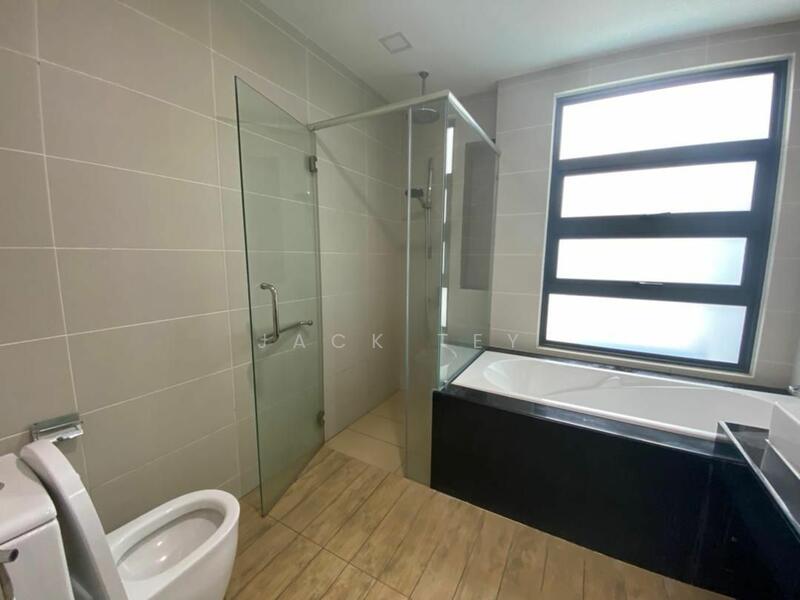 Estuari Gardens untuk Untuk Disewa - RM 5,000 /bulan, Apr 2026 - Bathroom - PropertyGuru.com.my
