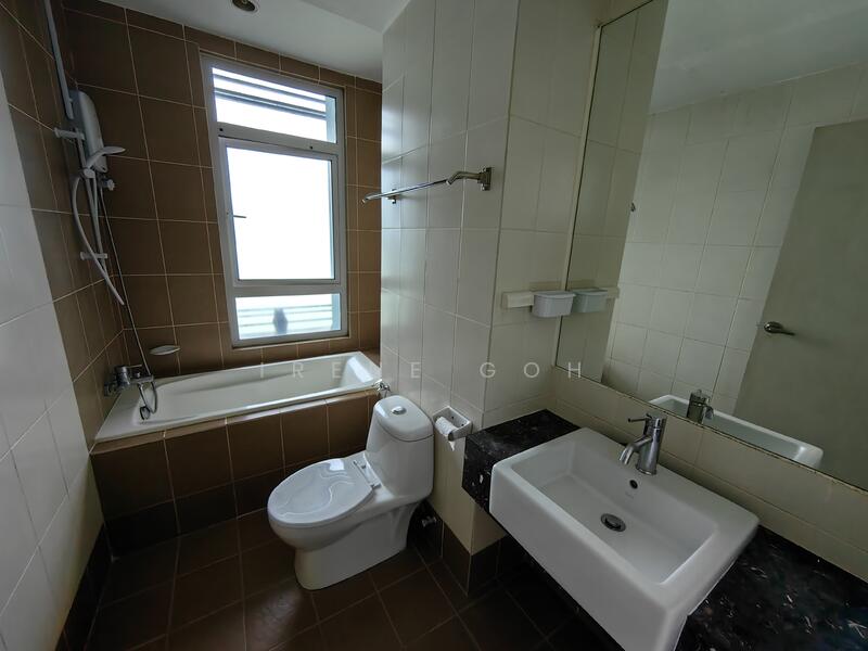 Condominium for Rent at 10 Island Resort - Irene Goh - Bathroom - PropertyGuru.com.my
