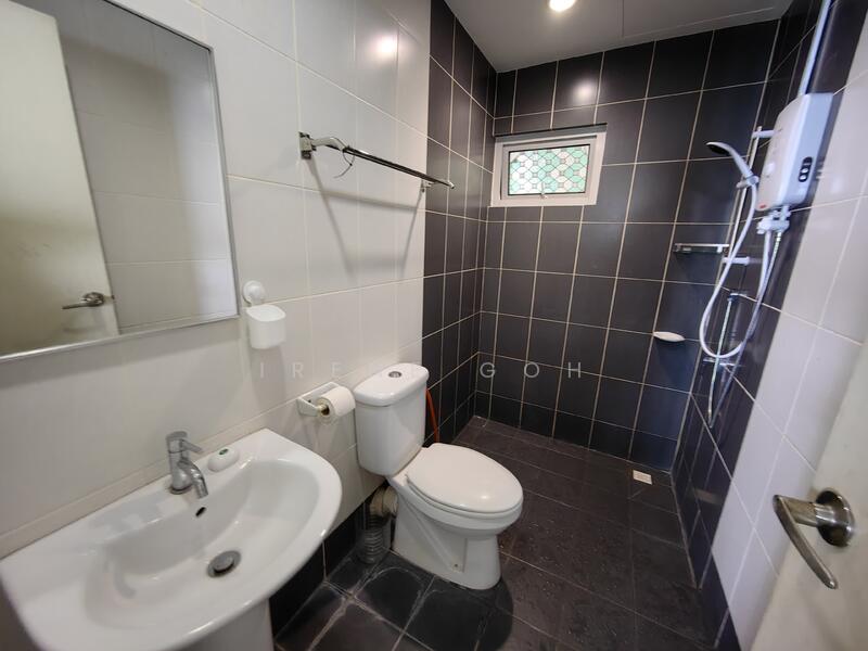 Condominium for Rent at 10 Island Resort - Irene Goh - Bathroom - PropertyGuru.com.my