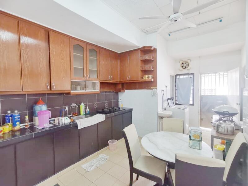 1-storey Terraced House for Sale in Skudai (Johor) - Bess Wong - Kitchen - PropertyGuru.com.my