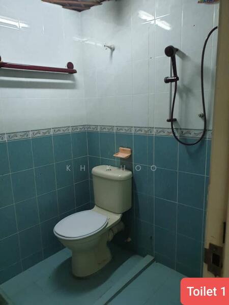 Subang Business Centre untuk Untuk Disewa - RM 2,500 /bulan, Mac 2026 - Bathroom - PropertyGuru.com.my