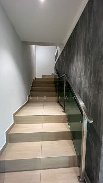 2-storey Terraced House for Sale in Bandar Sri Damansara (Selangor) - Alex Haw - Corridor - PropertyGuru.com.my