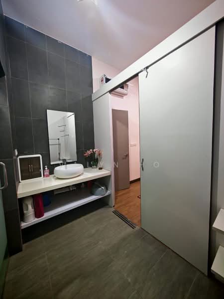 Service Residence for Rent at Astoria Ampang - Valyn Ho - Bathroom - PropertyGuru.com.my