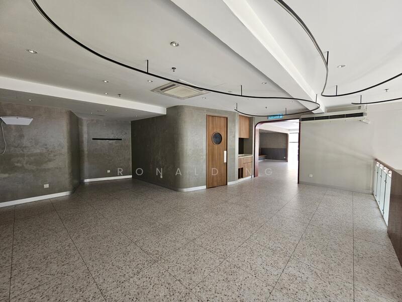 Commercial Shop Batu Feringghi untuk Untuk Disewa - RM 14,000 /bulan, Apr 2026 - Interior - PropertyGuru.com.my