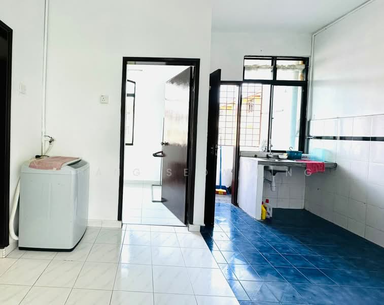 Taman Kesidang Seksyen 2 untuk Untuk Disewa - RM 750 /bulan, Feb 2026 - Kitchen - PropertyGuru.com.my