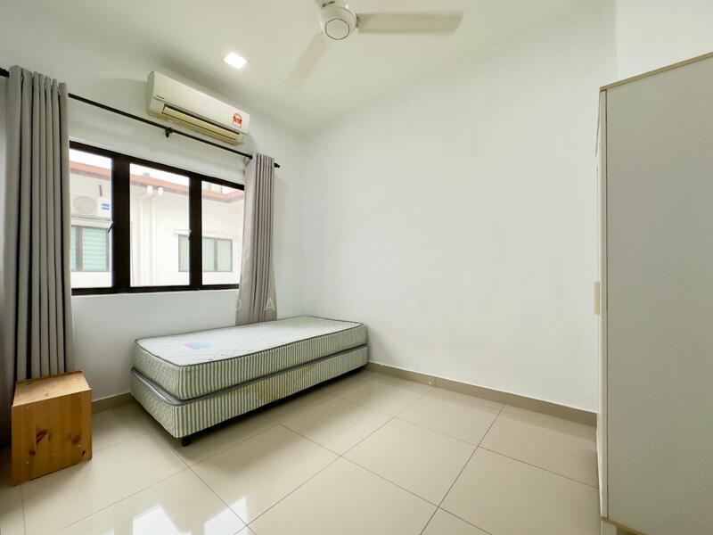 3-storey Terraced House for Sale in Setia Utama (Setia Alam) - Eda Zainal - PropertyGuru.com.my