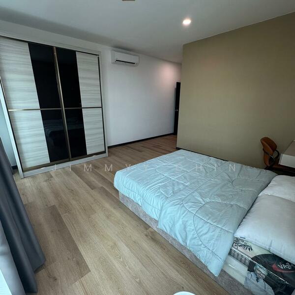 For Rent - Sapphire On The Park