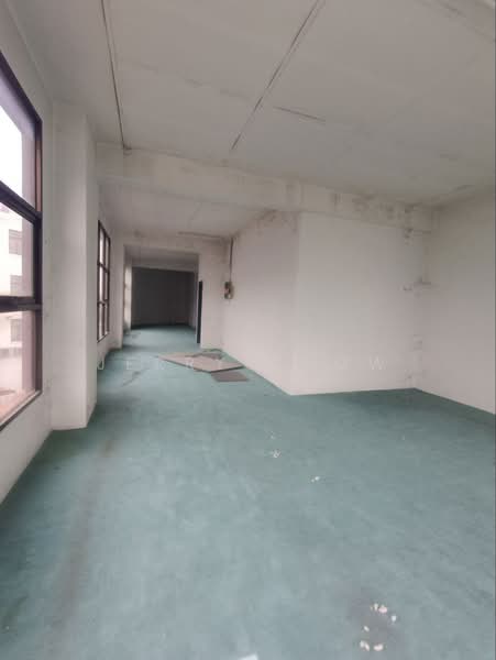Shop for Rent in Station 18 (Ipoh) - Jerry Chow - Interior - PropertyGuru.com.my