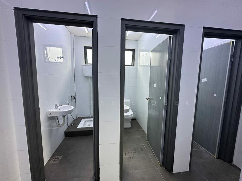 Gudang untuk Disewa di Port Klang (Pelabuhan Klang) (Selangor) - Stephanie Quek - Bathroom - PropertyGuru.com.my
