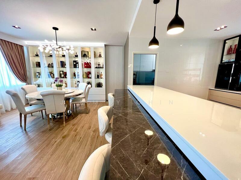 For Rent - McKenzie Avenue