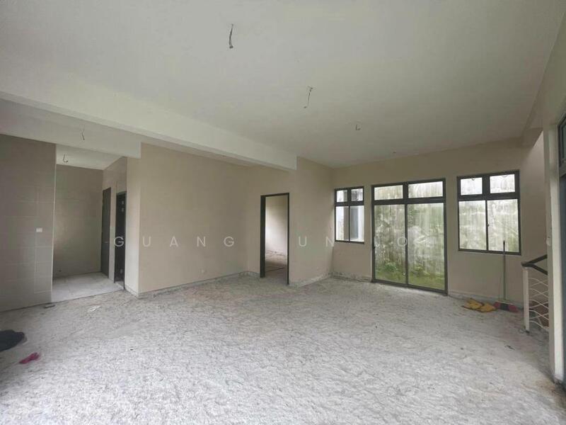 Untuk Dijual - Park link villa @ Impian Height