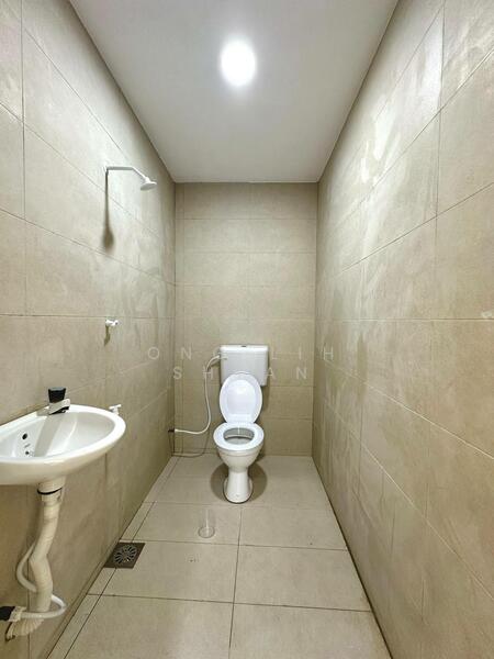 2-storey Terraced House for Sale in Kulai (Johor) - Ong Lih Shyan - Bathroom - PropertyGuru.com.my