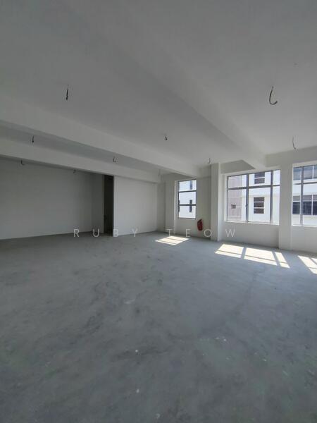 Semi-D Factory for Rent in Pelabuhan Tanjung Pelepas (Gelang Patah) - Ruby Teow - Interior - PropertyGuru.com.my