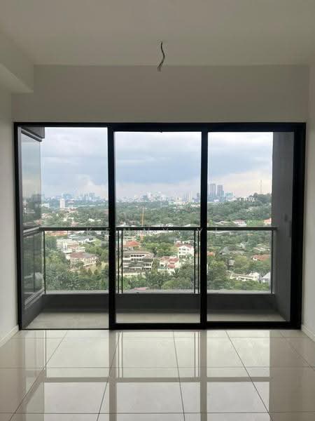 Kondominium untuk Dijual di Duta Park Residences - Kenny YL - Balcony - PropertyGuru.com.my