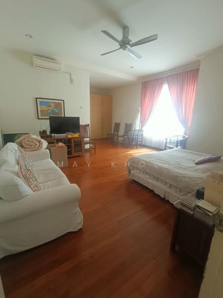 Bungalow for Sale in Leisure Farm (Gelang Patah) - May Khoo - Living Room - PropertyGuru.com.my