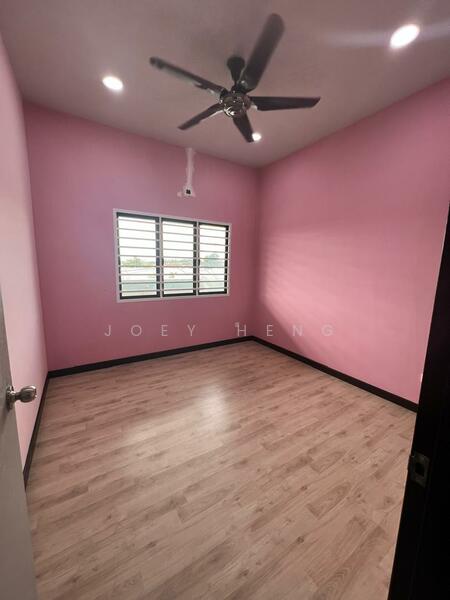 Rumah Teres 2 Tingkat untuk Dijual di Seremban (Negeri Sembilan) - Joey Heng - Bedroom - PropertyGuru.com.my