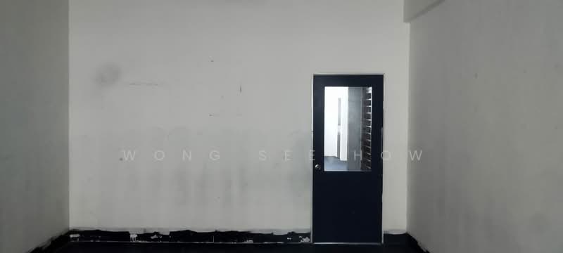 Shop / Office for Rent in Kajang (Selangor) - Wong See How - Interior - PropertyGuru.com.my