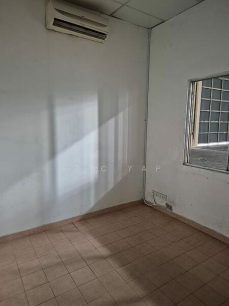 Factory for Rent in Taman Industri Alam Jaya (Puncak Alam) - Eric Yap - Interior - PropertyGuru.com.my