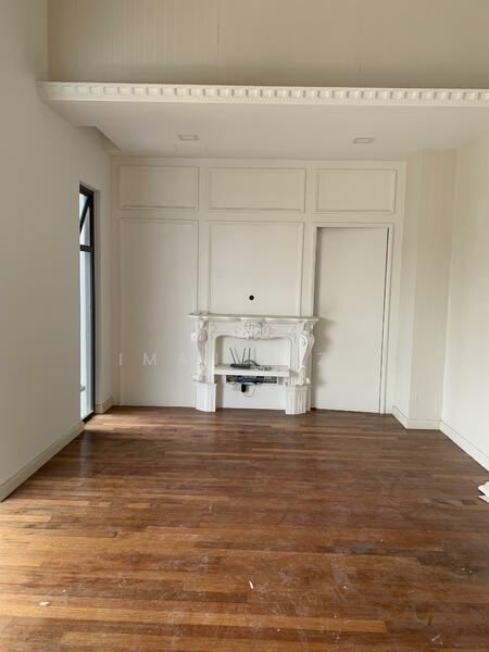 Grand Master Bedroom - 3rd Floor