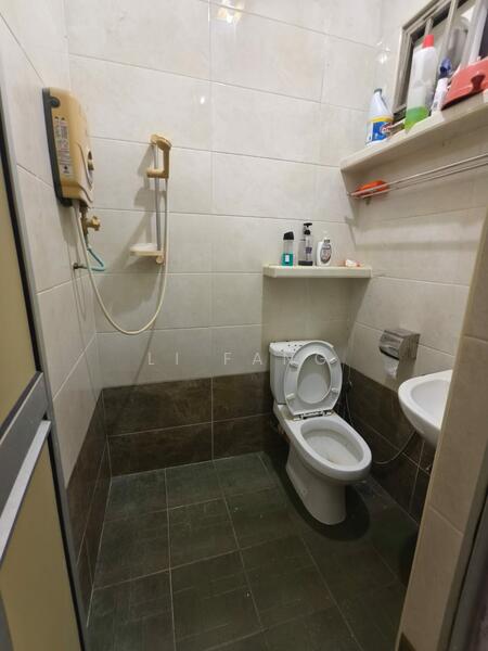 Desa Daya untuk Untuk Dijual - RM 270,000, Mac 2026 - Bathroom - PropertyGuru.com.my