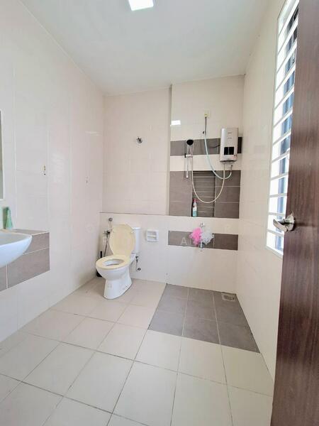 Ivy Terrace, Denai Alam untuk Untuk Dijual - RM 1,080,000, Mac 2026 - Bathroom - PropertyGuru.com.my