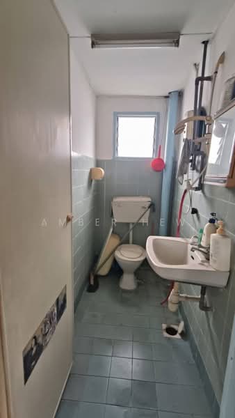 Taman Cahaya Masai untuk Untuk Dijual - RM 270,000, Feb 2026 - Bathroom - PropertyGuru.com.my