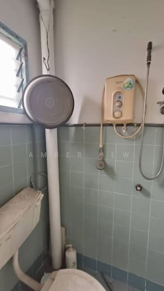 Taman Cahaya Masai untuk Untuk Dijual - RM 270,000, Feb 2026 - Bathroom - PropertyGuru.com.my