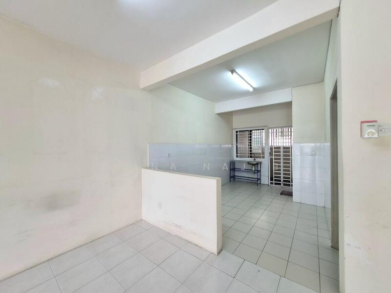 Kitchen Bukit Saujana