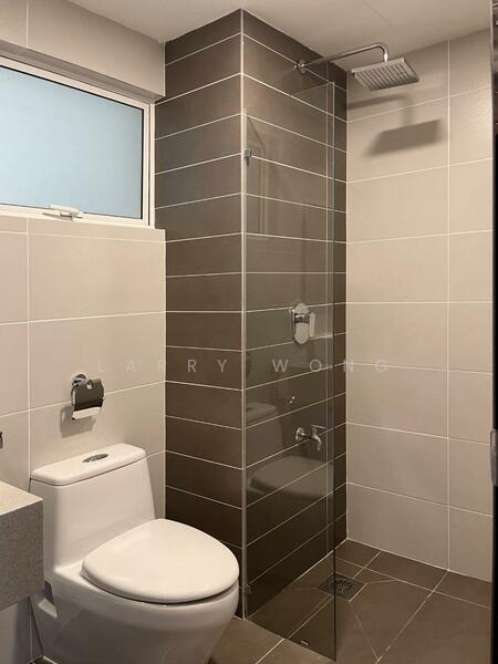 Condominium for Rent at Paraiso Residence @ The Earth - Larry Wong - Bathroom - PropertyGuru.com.my