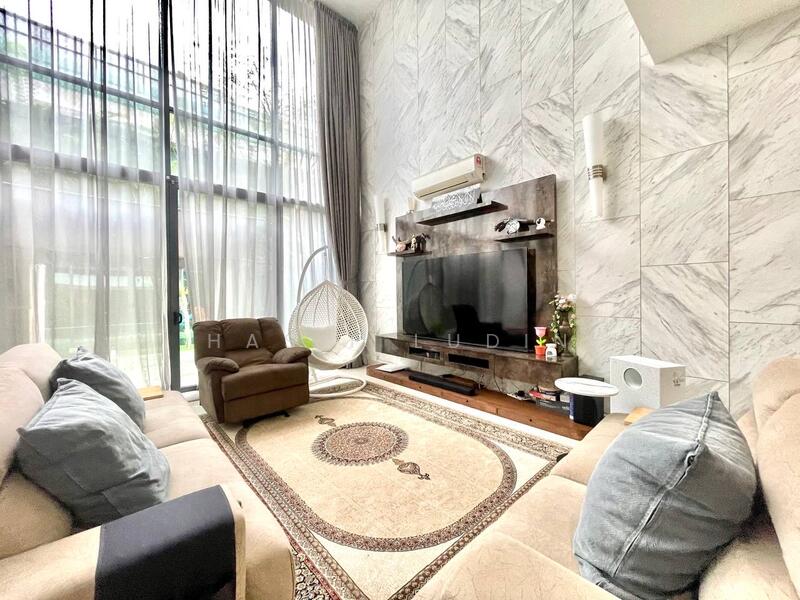 Pool Villas @ Nusaputra untuk Untuk Disewa - RM 6,000 /bulan, Feb 2026 - Living Room - PropertyGuru.com.my