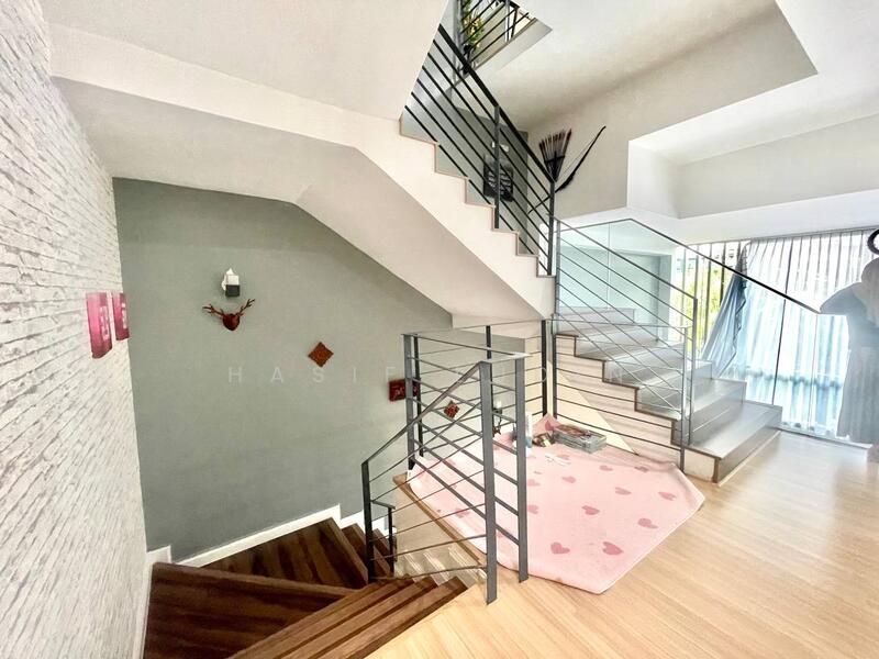 Pool Villas @ Nusaputra untuk Untuk Disewa - RM 6,000 /bulan, Feb 2026 - Interior - PropertyGuru.com.my