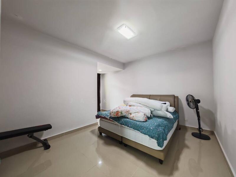 For Sale - Taman Kempas Utama