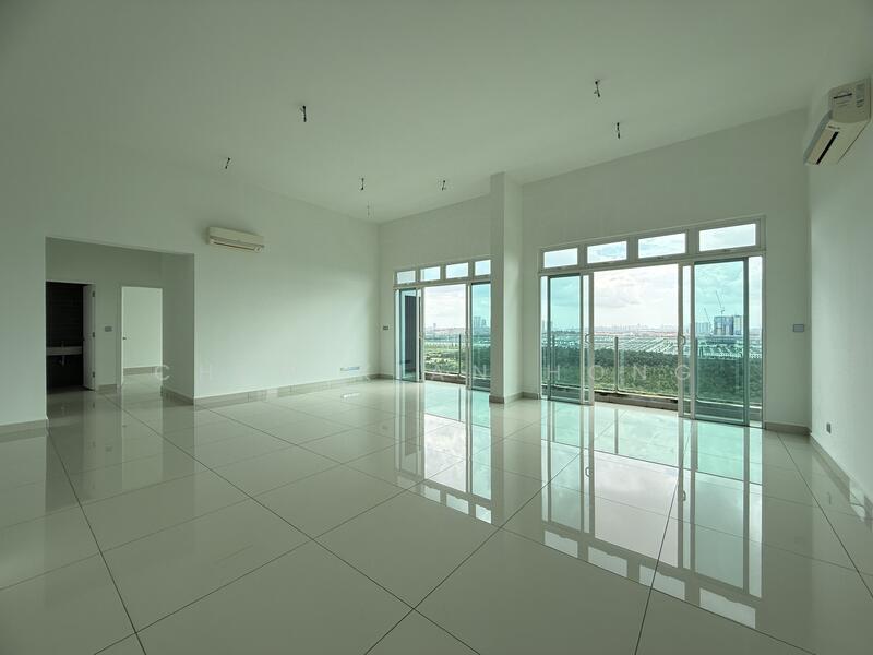 Condominium for Sale at D'Suites Akasia Horizon @ Horizon Hills - Chew Kian Hong - Living Room - PropertyGuru.com.my