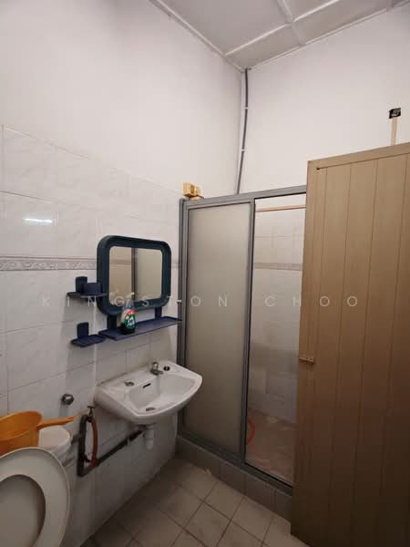 2-storey Terraced House for Sale in Taman Pertama (Cheras) - Kingston Choo - Bathroom - PropertyGuru.com.my