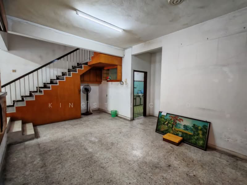 2-storey Terraced House for Sale in Taman Pertama (Cheras) - Kingston Choo - Living Room - PropertyGuru.com.my