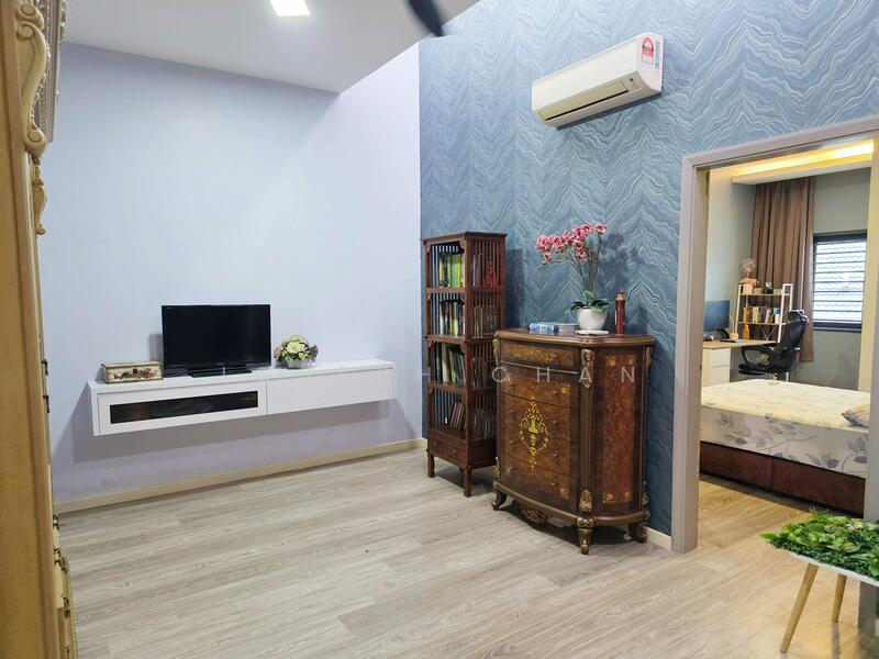 2-storey Terraced House for Sale in Taman Cahaya Alam (Shah Alam) - Joseph Chan - Living Room - PropertyGuru.com.my