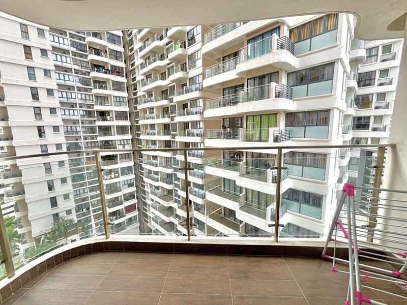 Condominium for Sale at Bay Point @ Country Garden Danga Bay - Gabriel Ong - Balcony - PropertyGuru.com.my