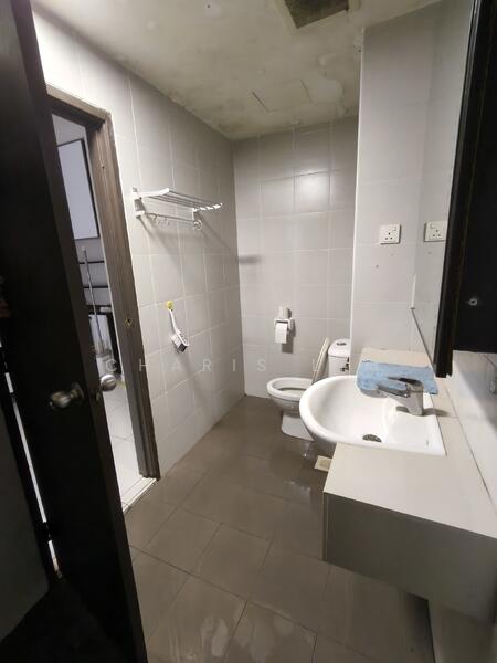 Untuk Disewa - Bayu Marina