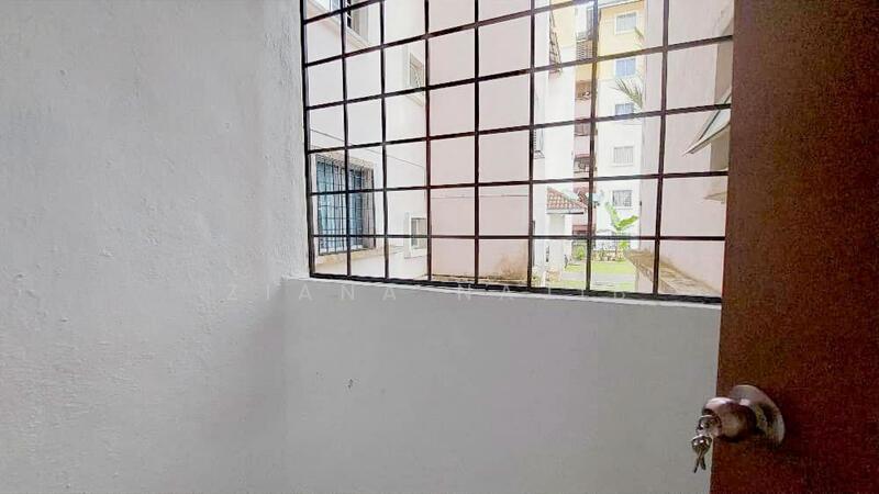 Exterior puncak alam