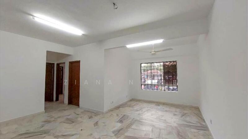 Living Room puncak alam