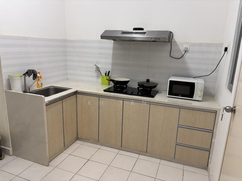Condominium for Rent at Elit Heights @ Bayan City - KH Tan - Kitchen - PropertyGuru.com.my